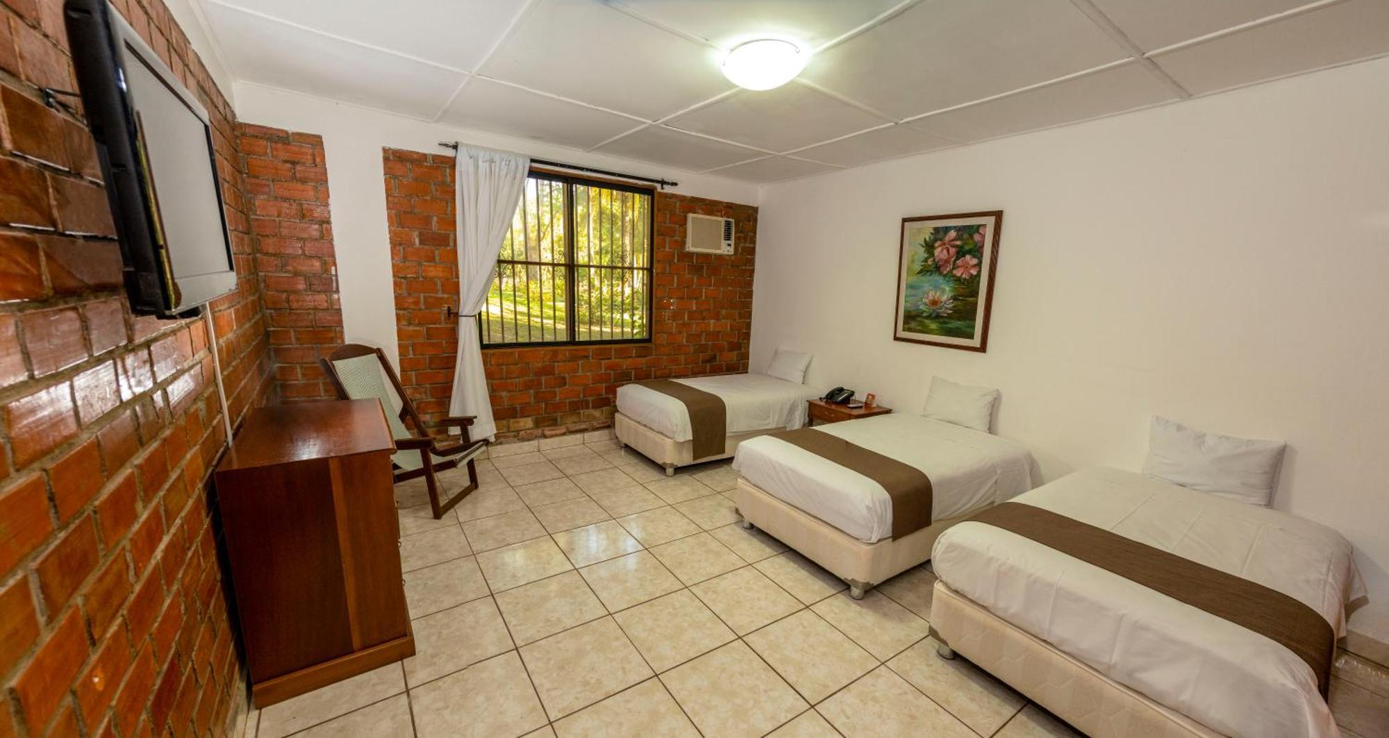 Dm Hoteles Tarapoto Exteriér fotografie